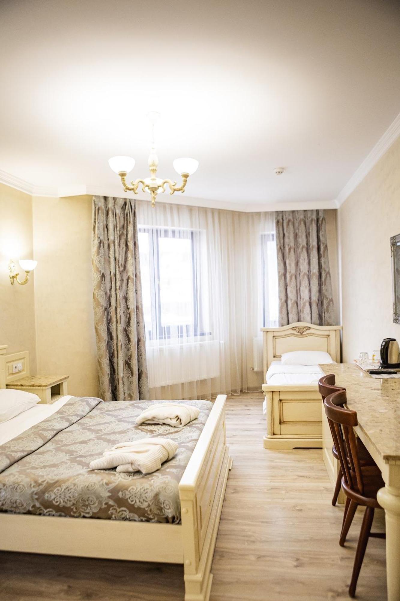 Mardan Palace Spa Resort บูโคเวล ภายนอก รูปภาพ
